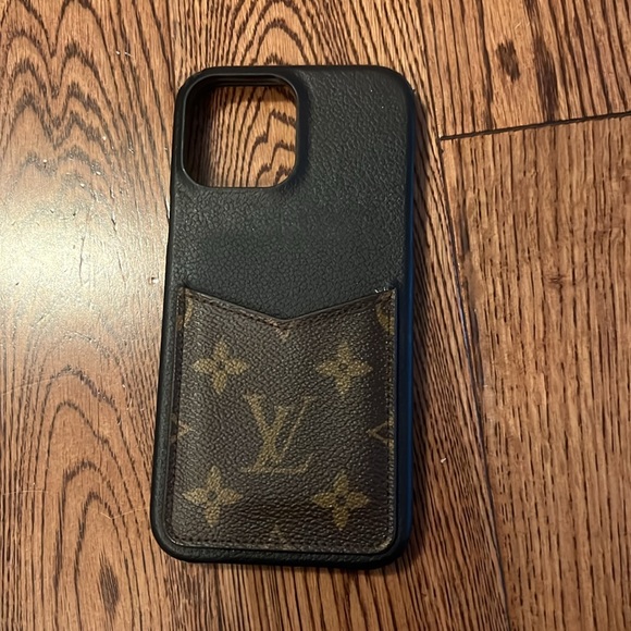 Louis Vuitton Bumper Pallas iPhone 13 Pro Max - Picture 3 of 3